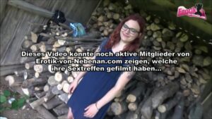 Amateur Sex draußen mit einer normalen deutschen Frau